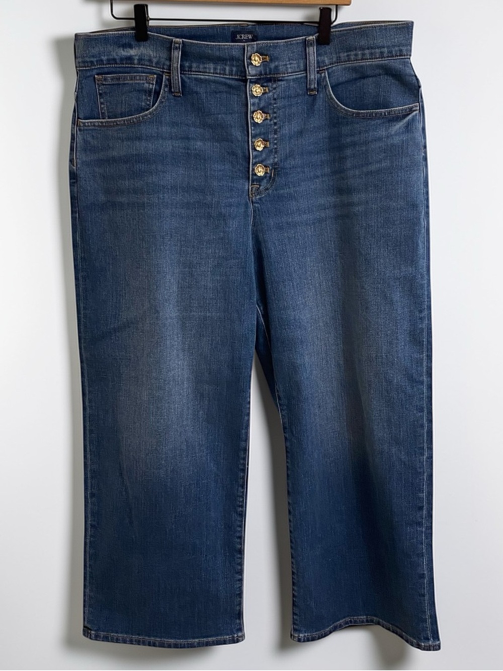 J. CREW WIDE LEG CROP JEAN GOLD FLOWER BUTTON FRONT HIGH WAIST SIZE 33 SLIMMING - Picture 2 of 14
